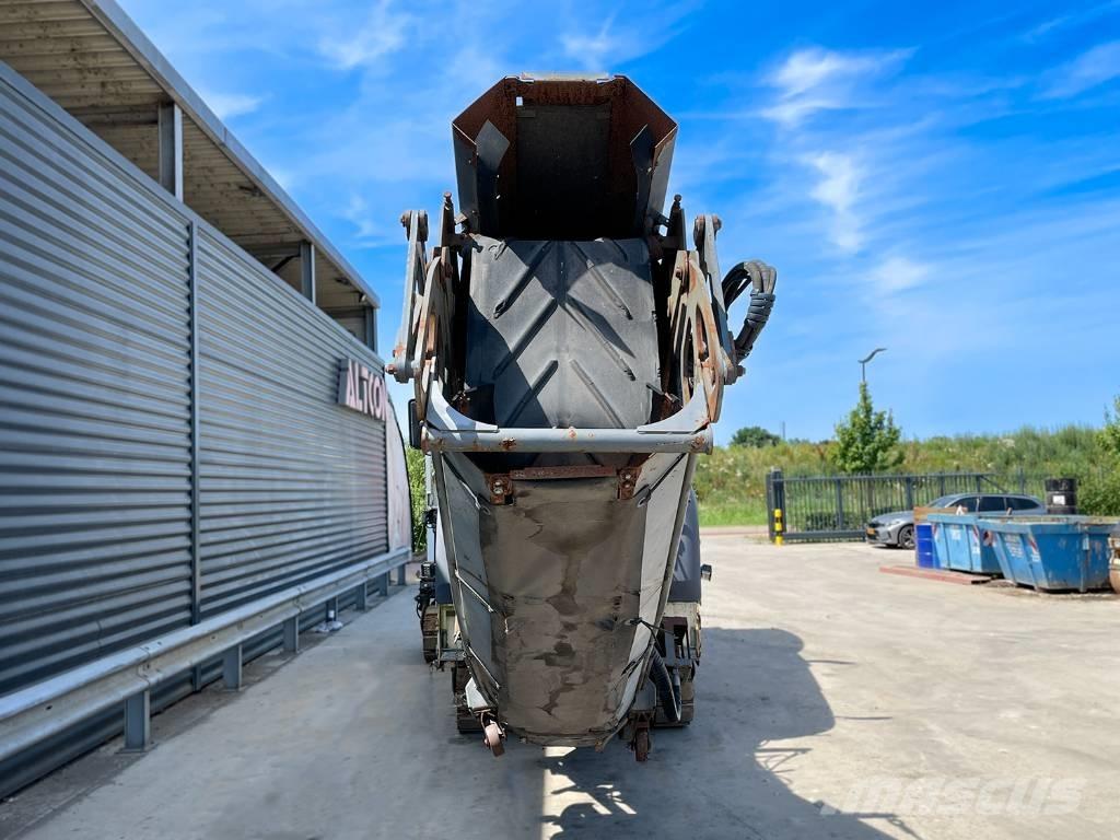 Wirtgen W 100 F アスファルトコールドミリングマシーン