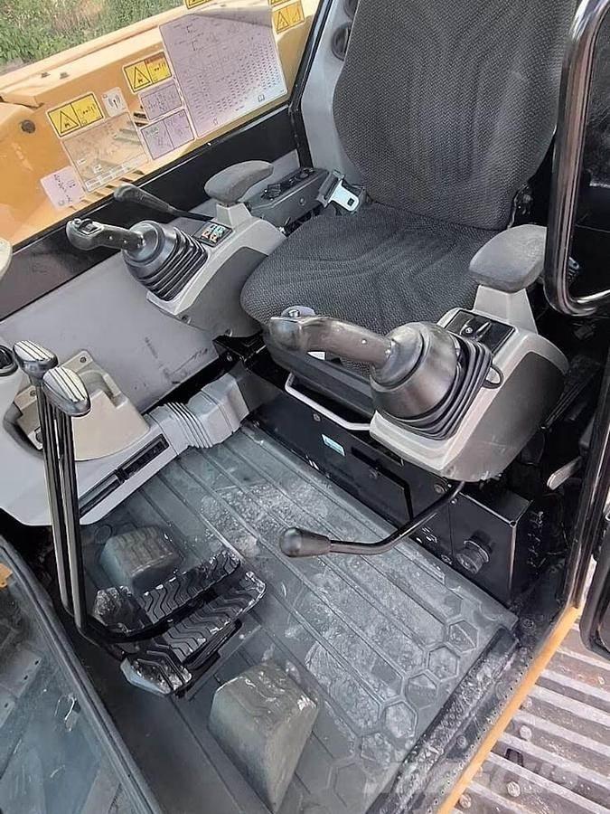 CAT 308E 中型油圧ショベル 7ｔ-12ｔ（ユンボ・パワーショベル・バックホー）