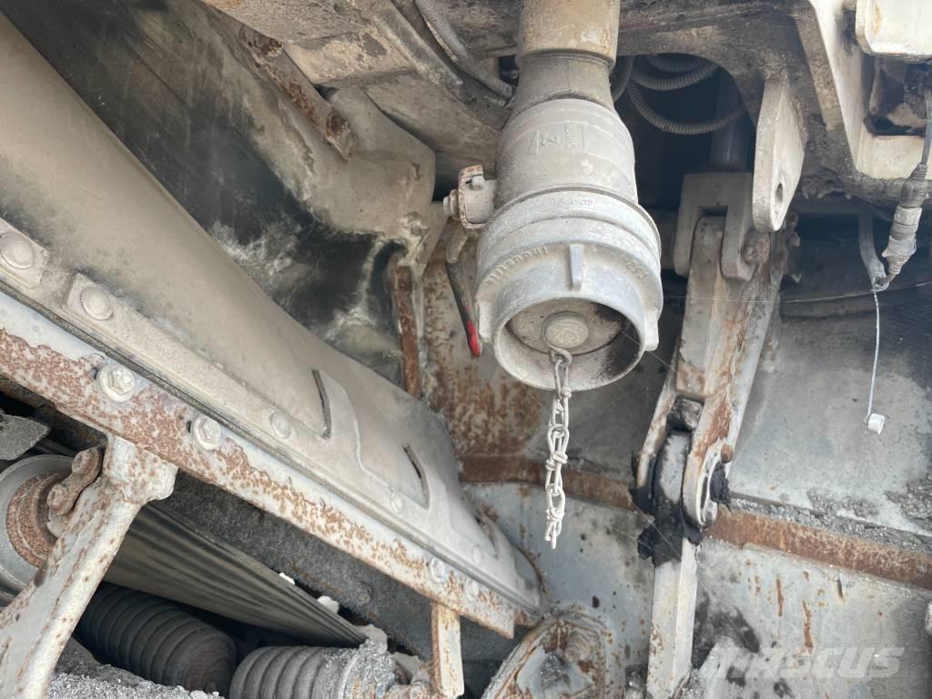 Wirtgen W 210 I アスファルトコールドミリングマシーン