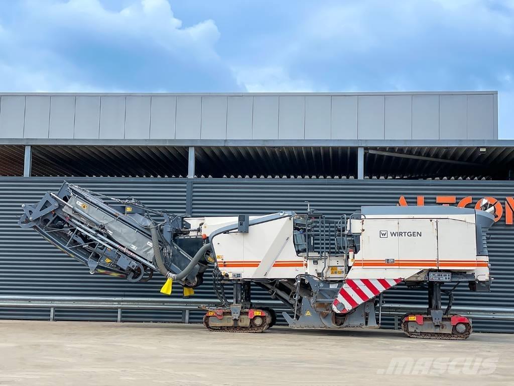 Wirtgen W 210 I アスファルトコールドミリングマシーン