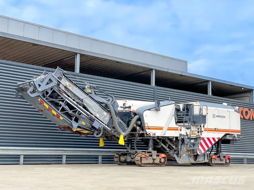 Wirtgen W 210 I アスファルトコールドミリングマシーン
