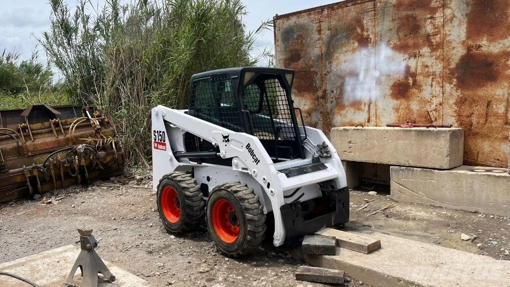 Bobcat S 150 スキッドステアローダー