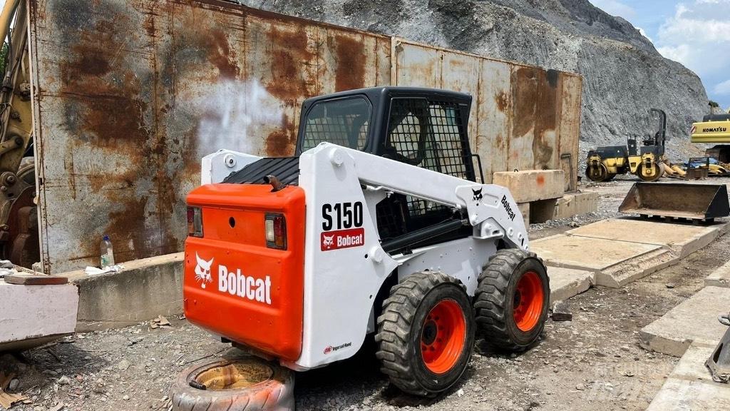 Bobcat S 150 スキッドステアローダー