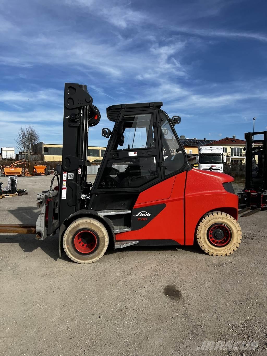 Linde E80/900 バッテリーフォークリフト