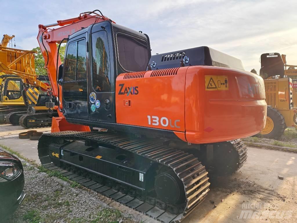 Hitachi ZX 130 LC 大型油圧ショベル12t以上（パワーショベル・ユンボ）
