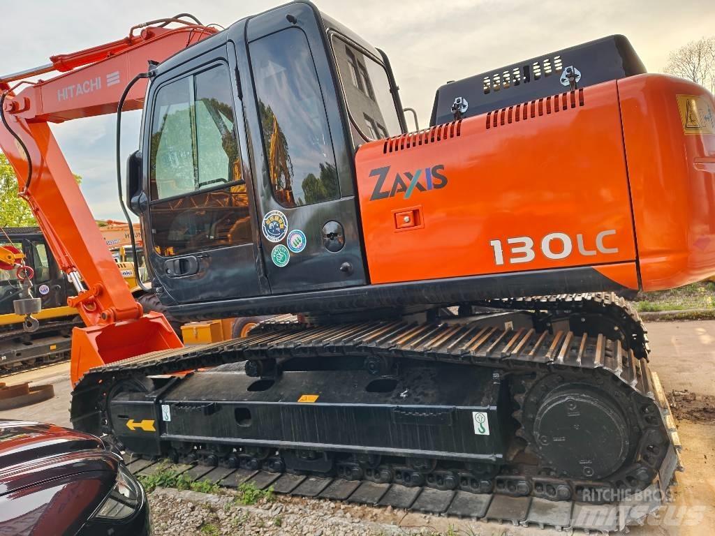 Hitachi ZX 130 LC 大型油圧ショベル12t以上（パワーショベル・ユンボ）