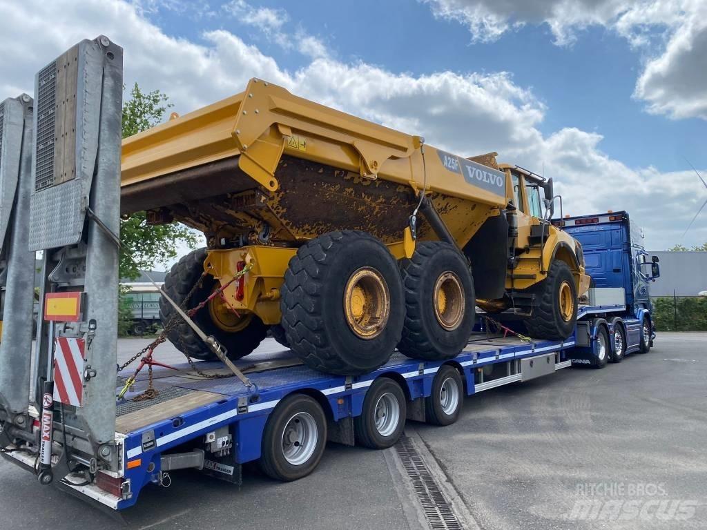 Volvo A 25 F アーティキュレート式ダンプトラック