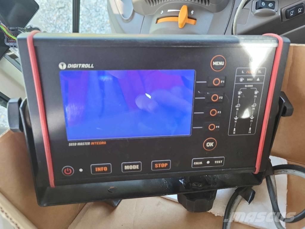  Pneusej Optimus 600 ドリル