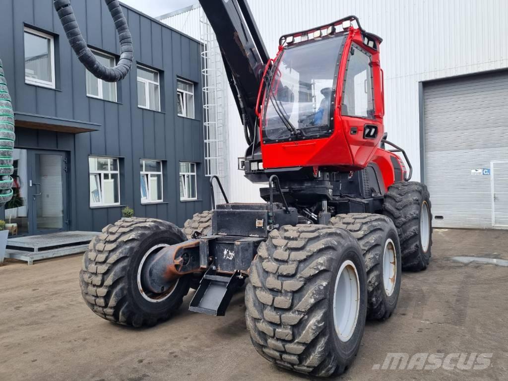 Komatsu 901 ハーベスター