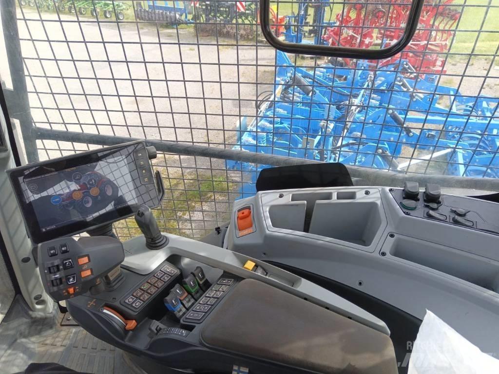 Valtra T 234 Direct 林業トラクター