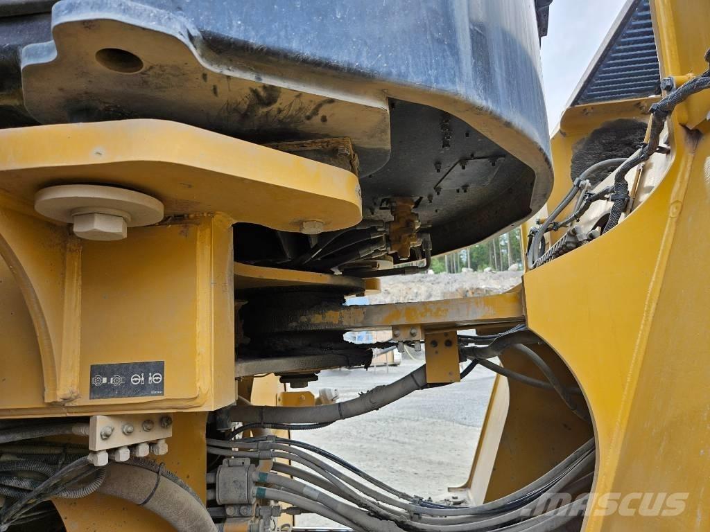 CAT 980 M ホイールローダー・タイヤショベル