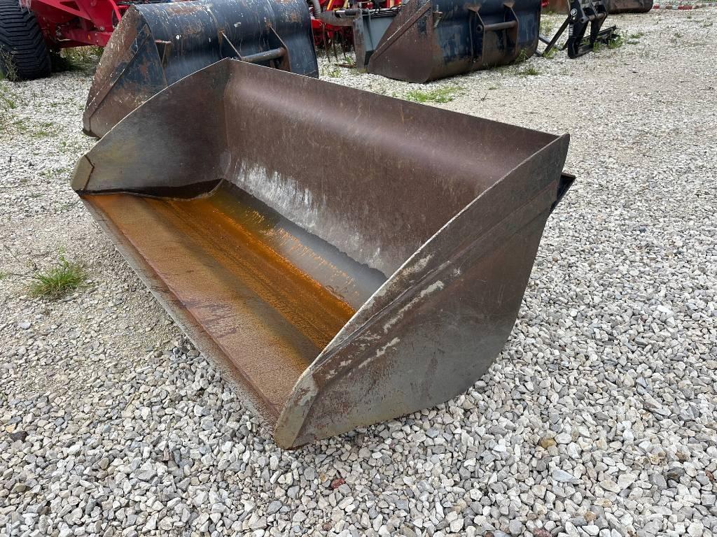  ŁYŻKA MANITOU 2,4 M その他ローダーアクセサリー・アタッチメント