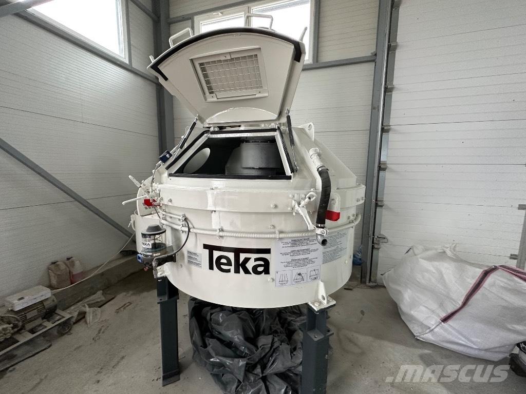  Teka TPZ-500 コンクリート・ミキサー車