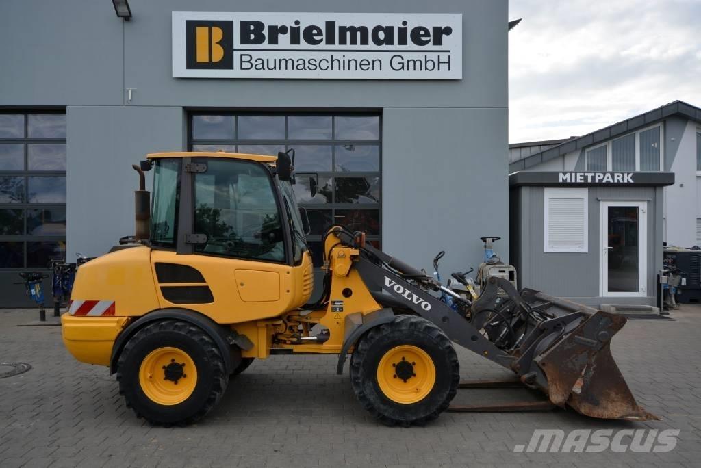 Volvo L 25 F ホイールローダー・タイヤショベル