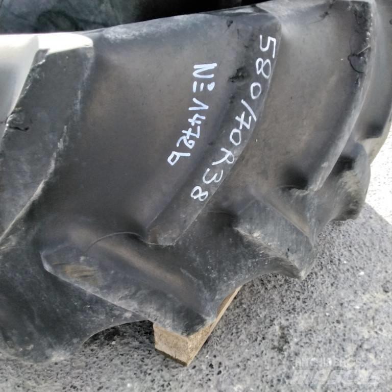 Goodyear 580/70R38 タイヤ、ホイル、リム