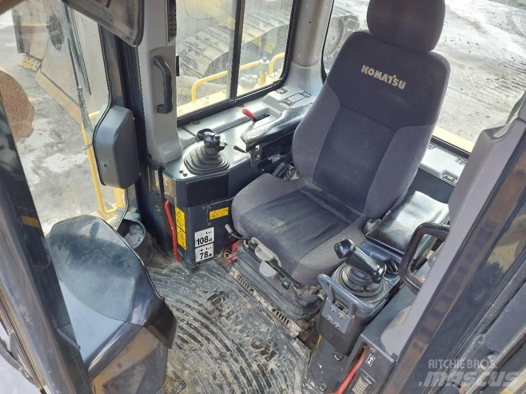 Komatsu D65PX-18 ブルドーザー