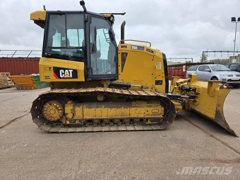 CAT D 5 K 2 LGP ブルドーザー