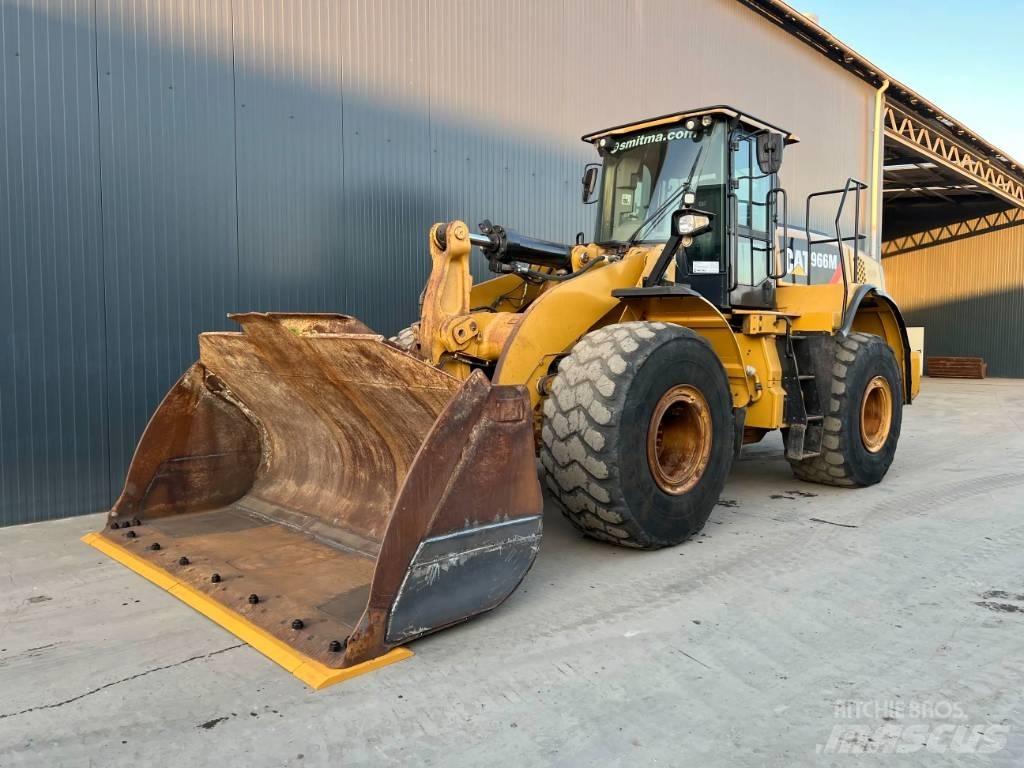 CAT 966M ホイールローダー・タイヤショベル