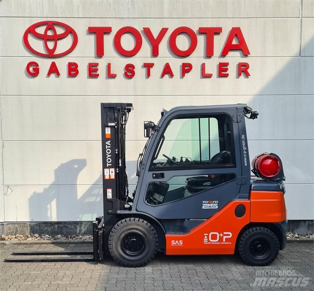 Toyota 02-8FGF25 LPGフォークリフト