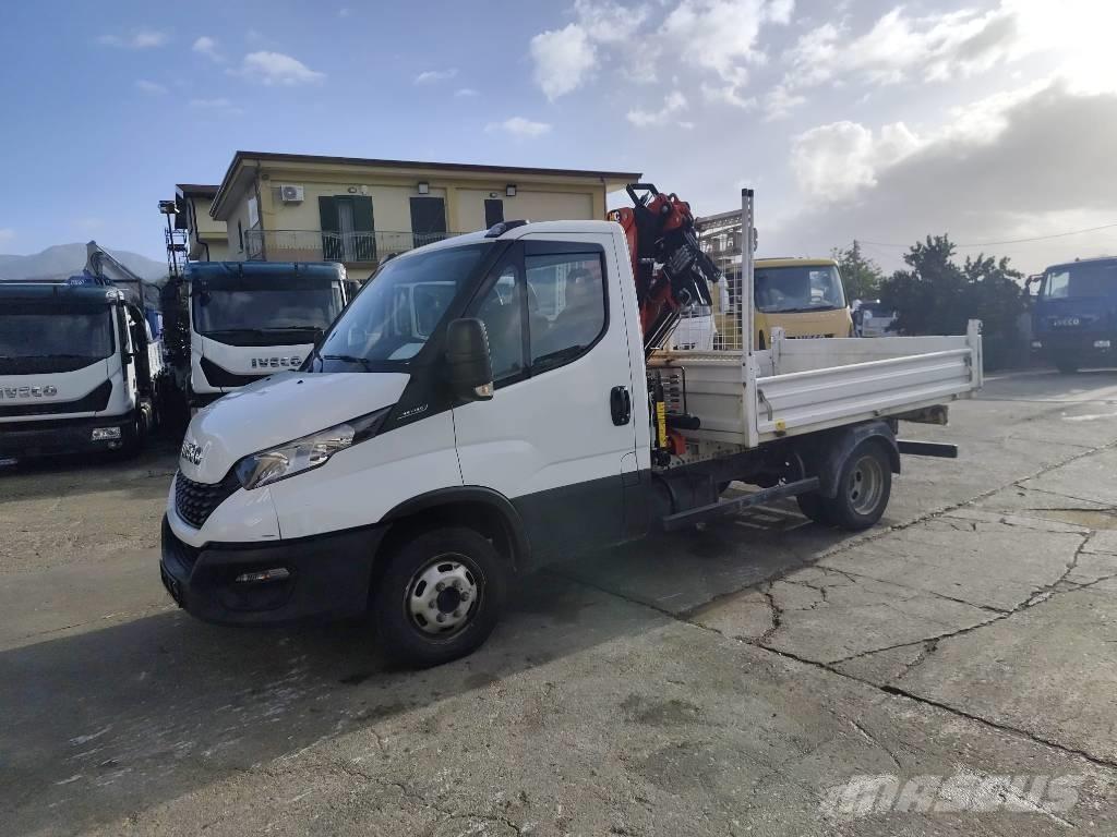 Iveco Daily 35-120 クレーントラック、ユニック車