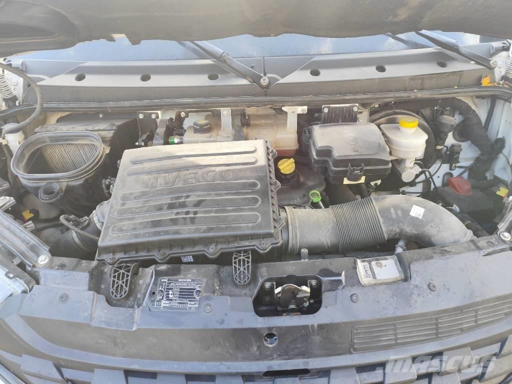 Iveco Daily 35-120 クレーントラック、ユニック車