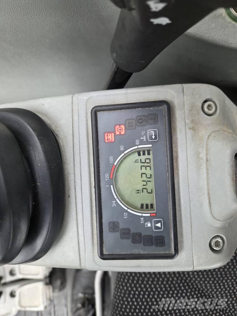 Wacker Neuson EZ38 大型油圧ショベル12t以上（パワーショベル・ユンボ）