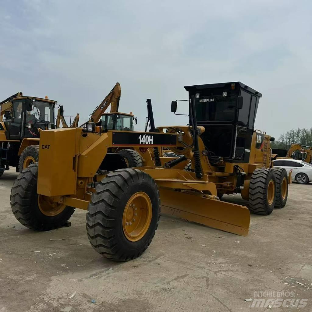 CAT 140 H モーターグレーダー