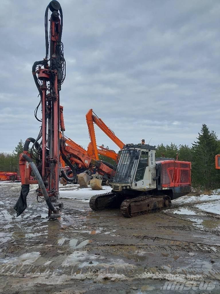 Sandvik DP 1500 i サーフェイスドリルリグ