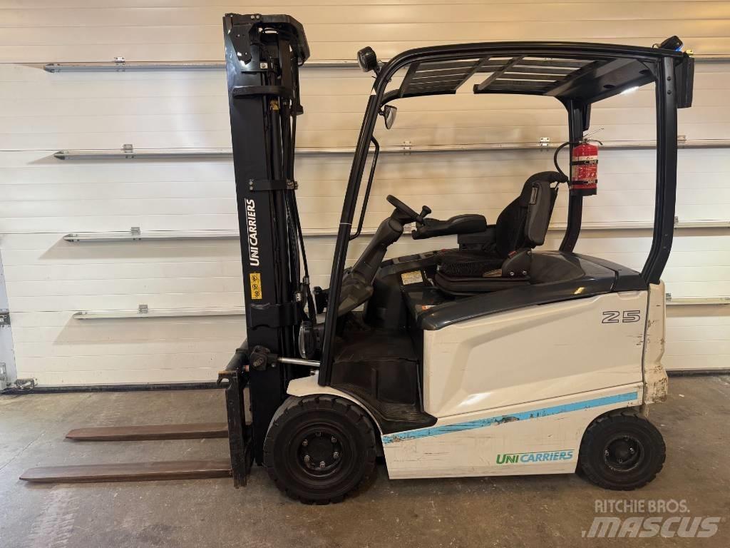 UniCarriers MX 25 バッテリーフォークリフト