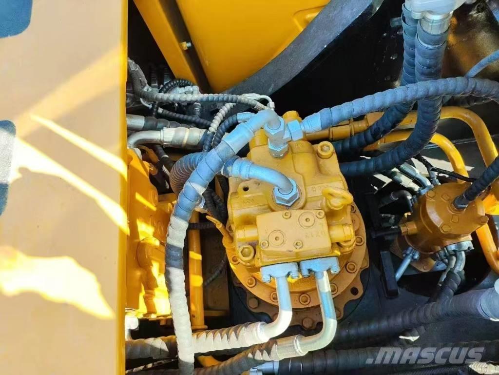 Sany SY215C 大型油圧ショベル12t以上（パワーショベル・ユンボ）