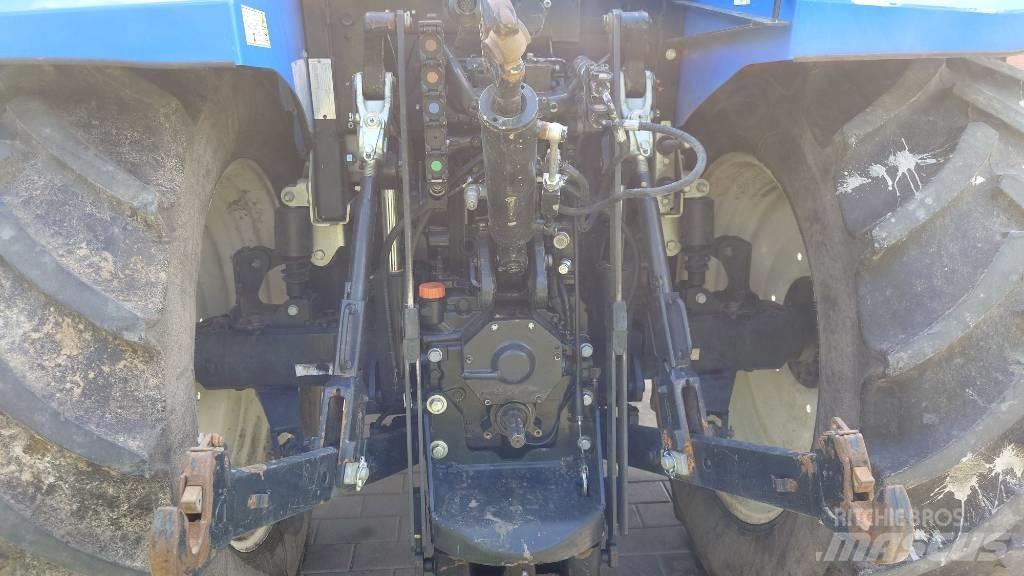New Holland T 5.120 トラクター
