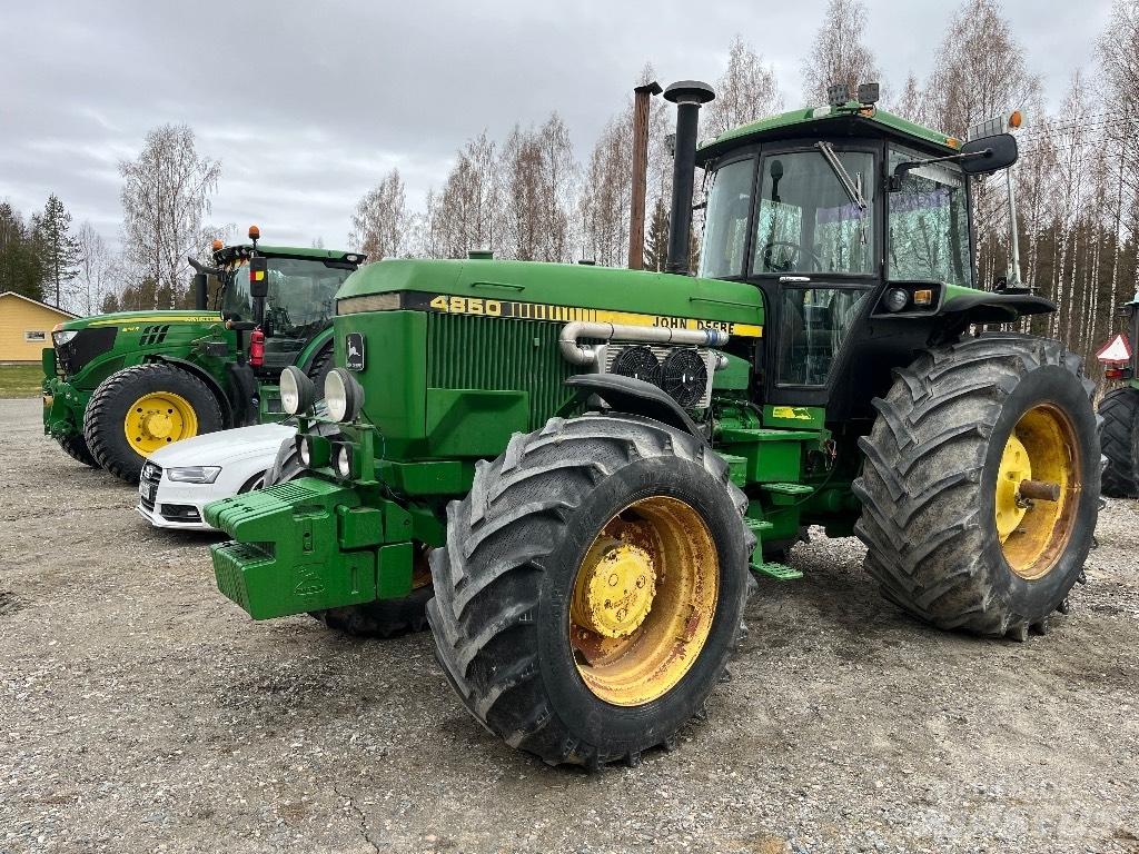 John Deere 4850 トラクター