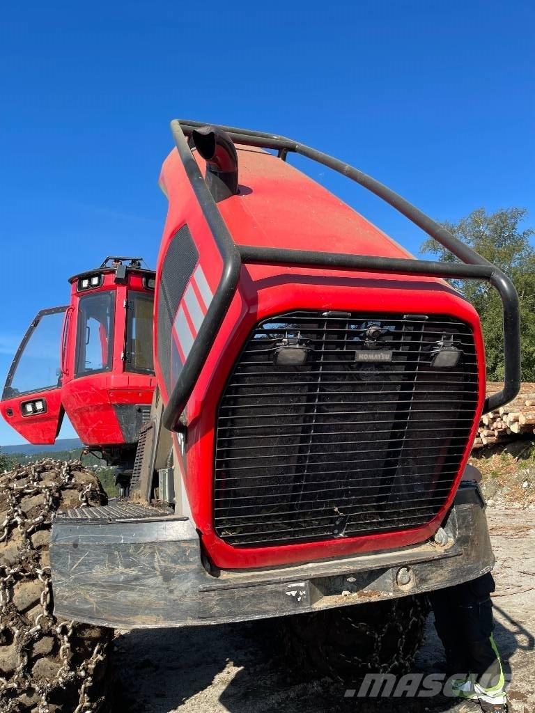 Komatsu 951 ハーベスター