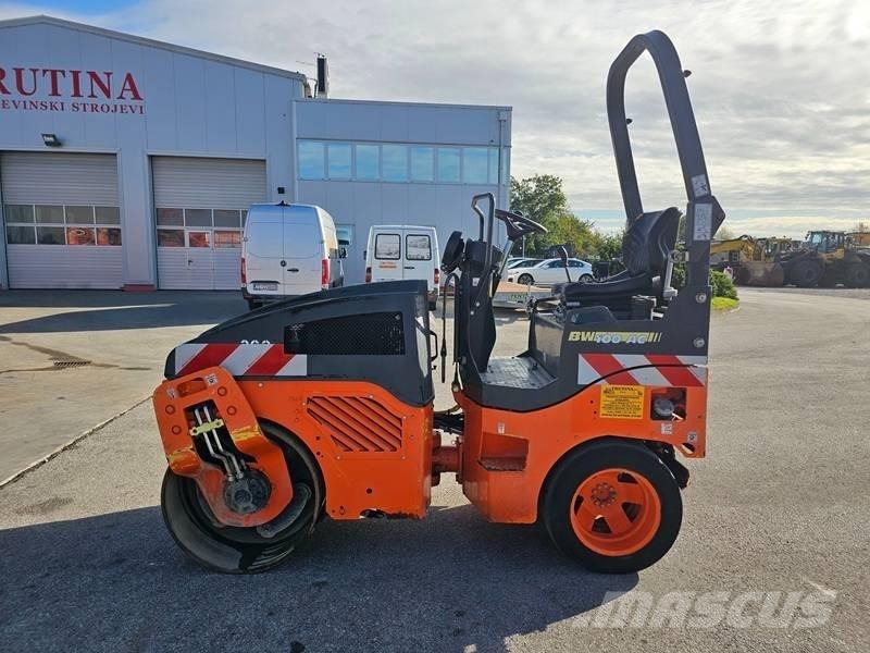 Bomag BW 100 AC-4 コンバインドローラ