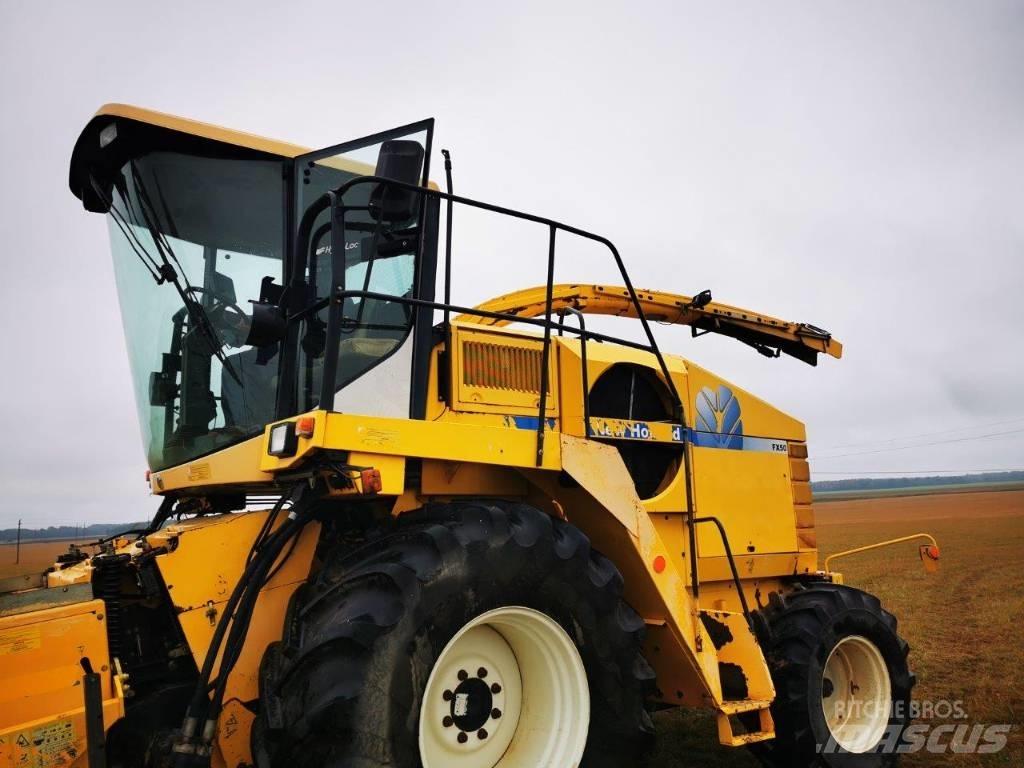New Holland FX 50 自走式フォレージハーベスター