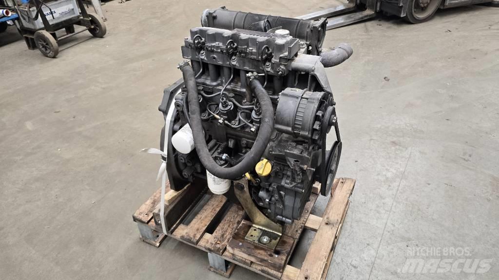 Deutz F3M2011 エンジン