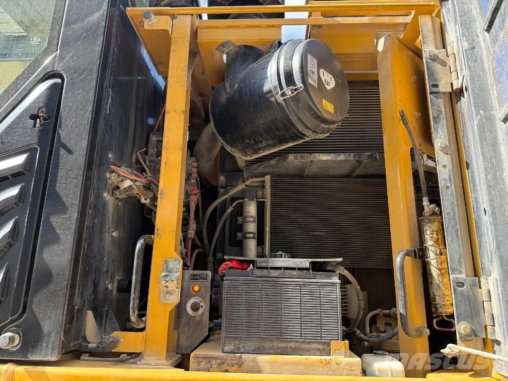 CAT 335 F L CR 大型油圧ショベル12t以上（パワーショベル・ユンボ）