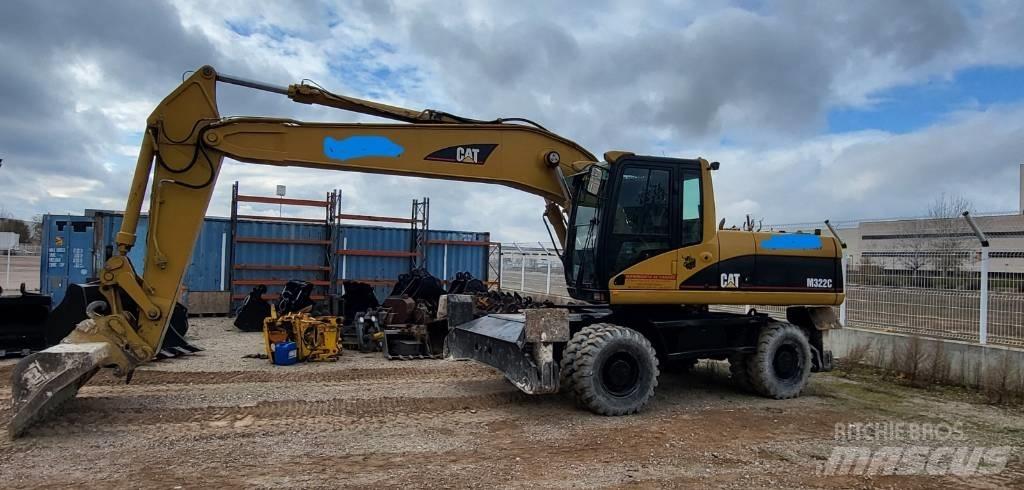 CAT M 322 C HCR ホイール式油圧ショベル（パワーショベル・ユンボ・バックホー）