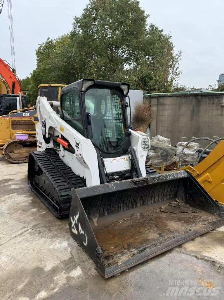 Bobcat T 770 クローラーローダー