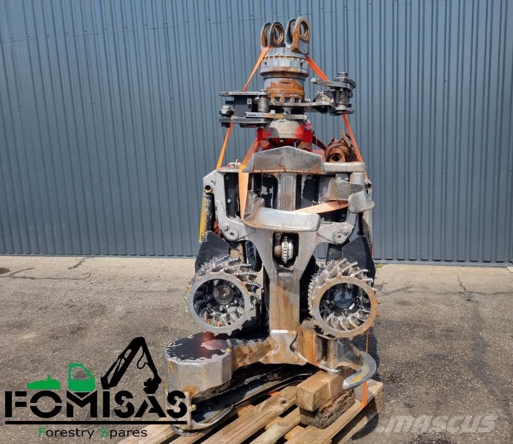 Komatsu S 82 ハーベスタヘッド