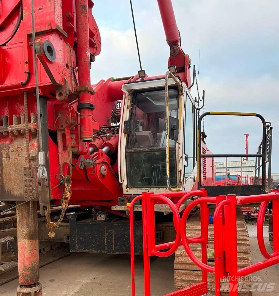 Soilmec SF65 杭打ち機
