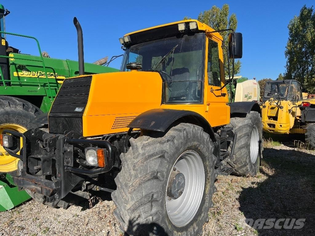 JCB Fastrac 155-65 トラクター