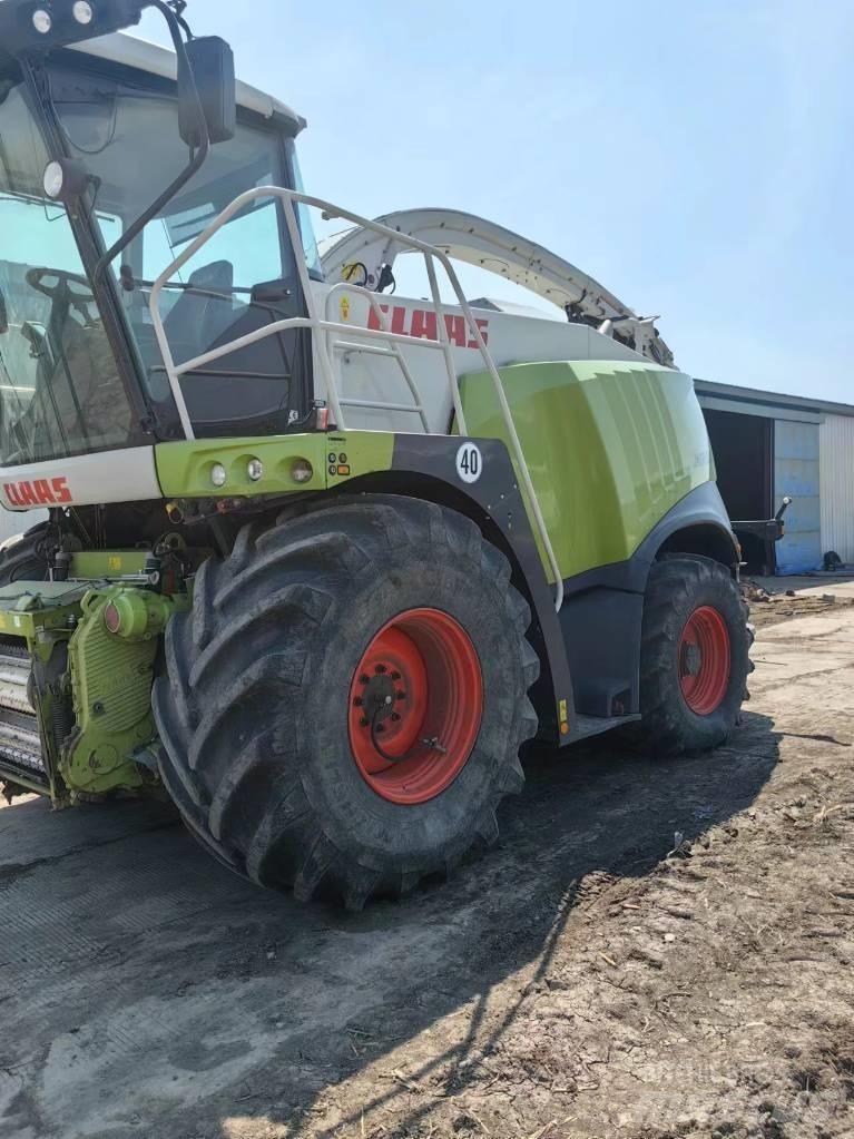 CLAAS Jaguar 960 4WD 自走式フォレージハーベスター