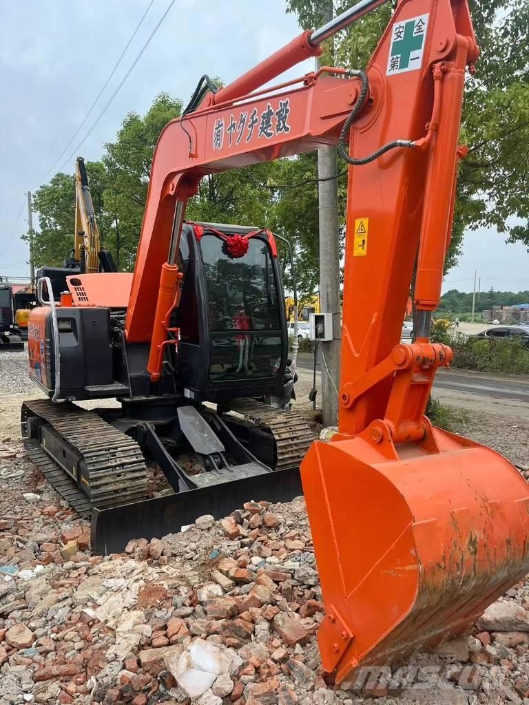 Hitachi ZX70 中型油圧ショベル 7ｔ-12ｔ（ユンボ・パワーショベル・バックホー）