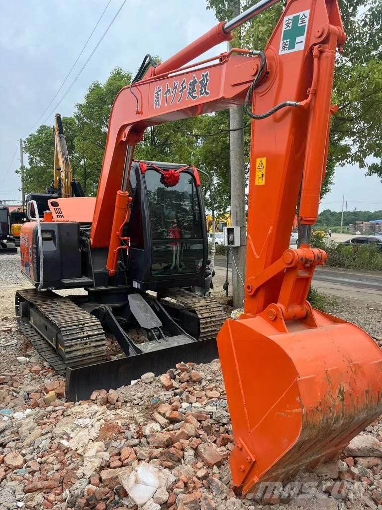Hitachi ZX70 中型油圧ショベル 7ｔ-12ｔ（ユンボ・パワーショベル・バックホー）