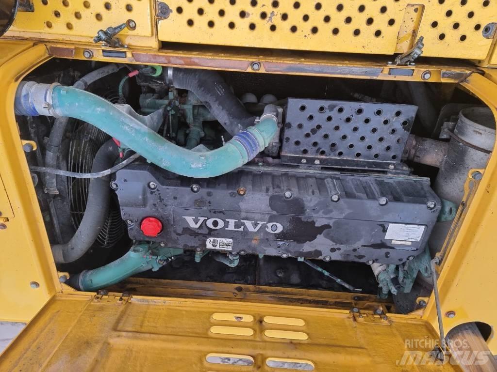Volvo EC 460 B LC 大型油圧ショベル12t以上（パワーショベル・ユンボ）