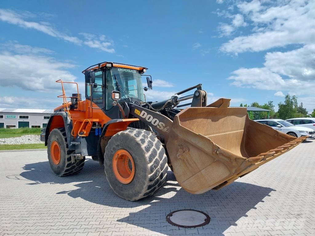 Doosan DL 420CVT-5 ホイールローダー・タイヤショベル