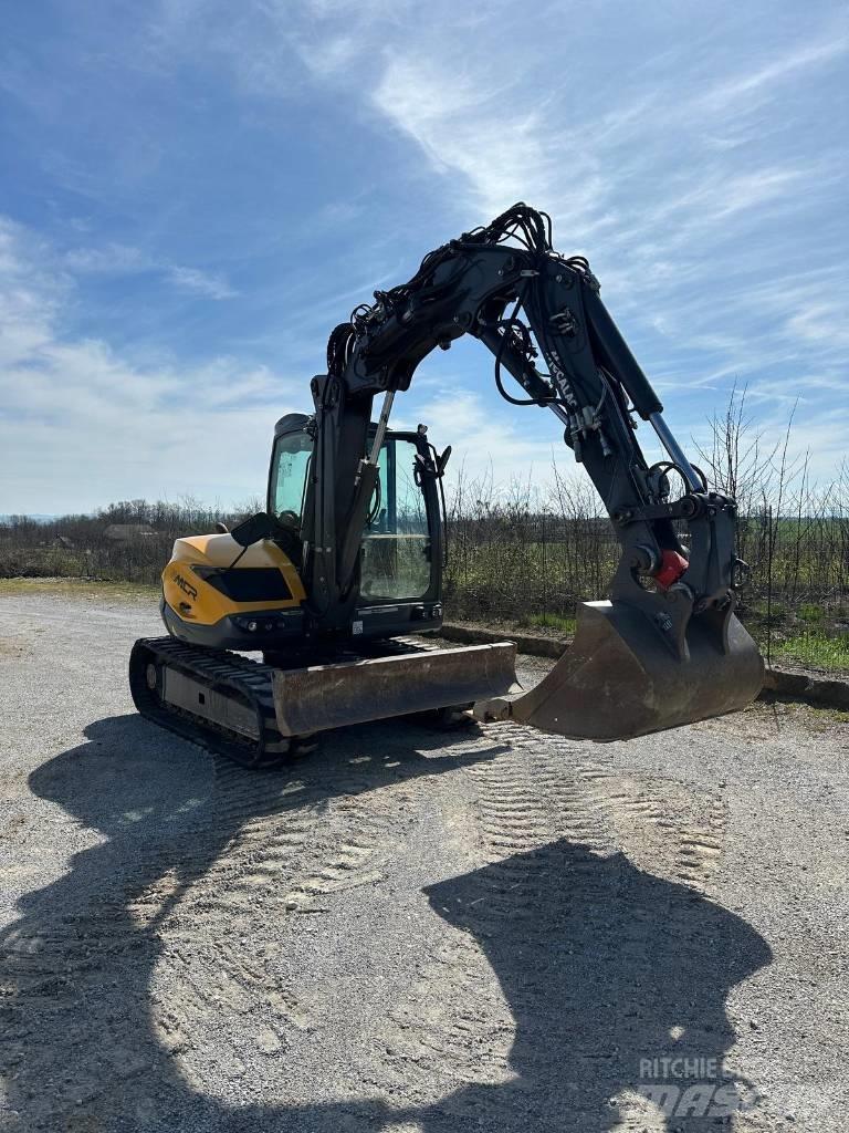 Mecalac 8 M CR 中型油圧ショベル 7ｔ-12ｔ（ユンボ・パワーショベル・バックホー）