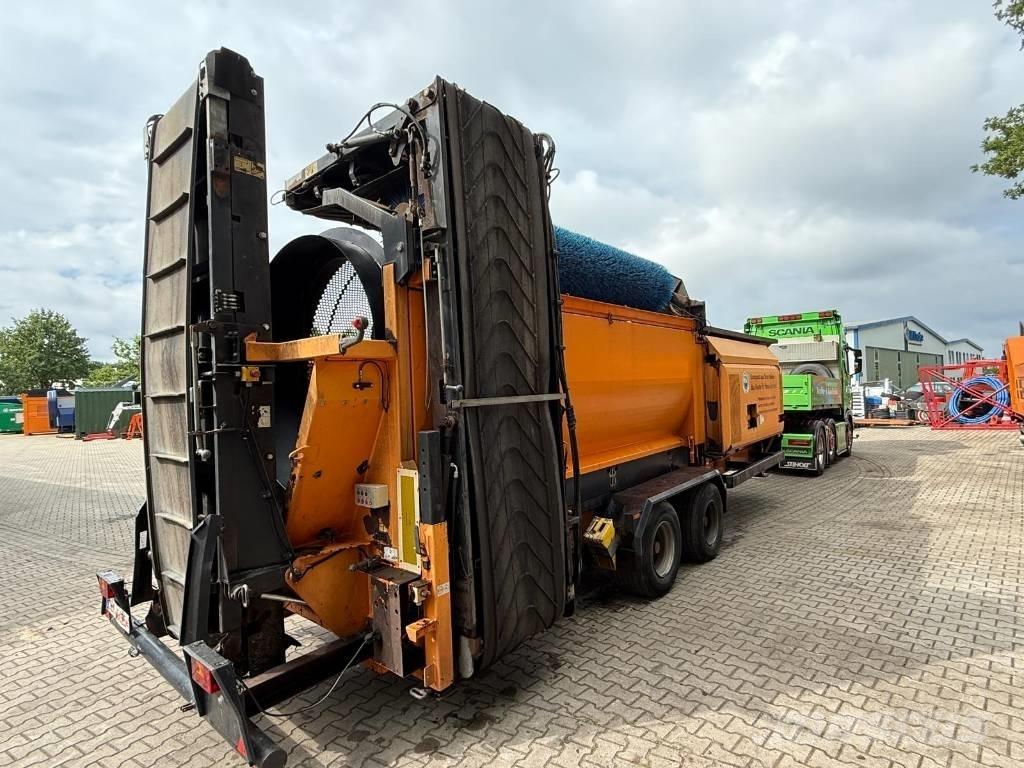 Doppstadt SM 518 自走式スクリーン
