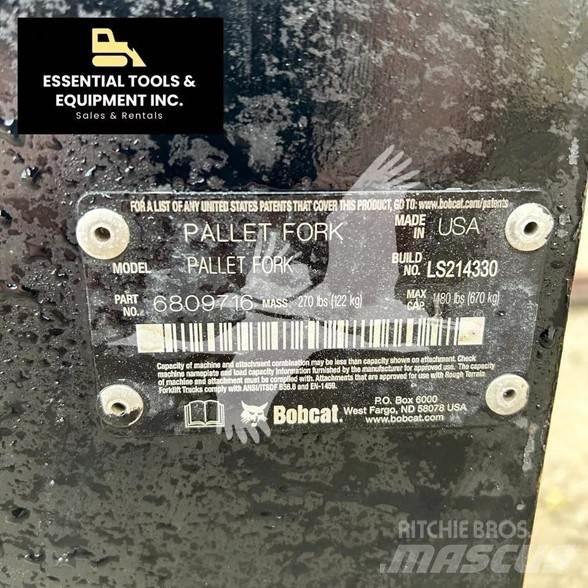 Bobcat 6809716 フォーク